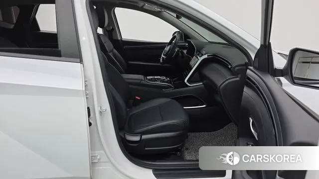 Hyundai Tucson (NX4) 2022 Белый из Кореи, фото 2