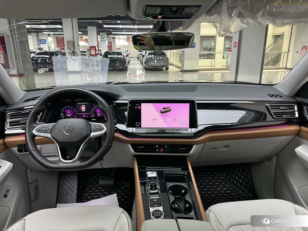 Volkswagen Tourang 2021 Черный из Китая, фото 2