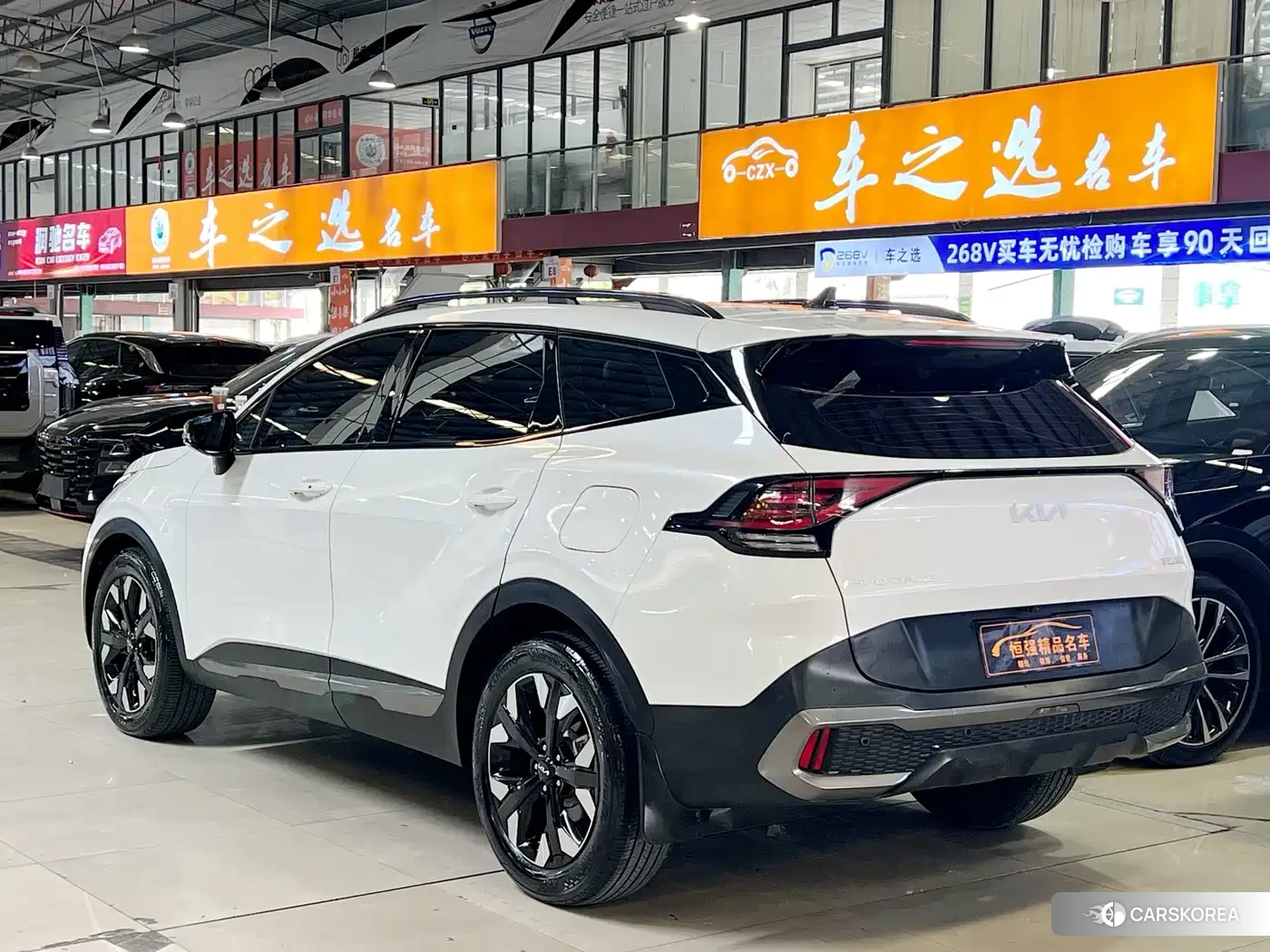 Kia Sportage 2023 Белый из Китая, фото 2