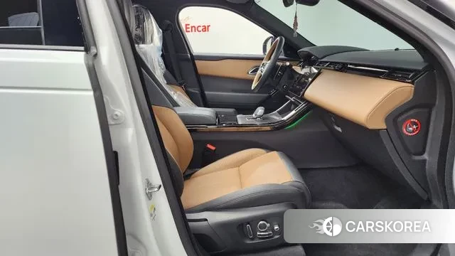 Land Rover Range Rover Velar 2024 Белый из Кореи, фото 2