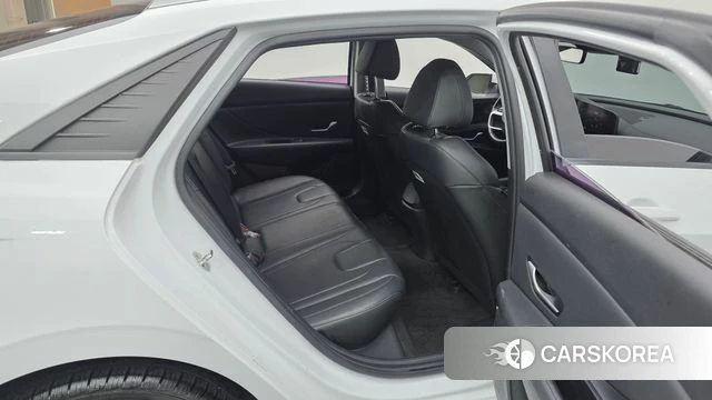 Hyundai Avante (CN7) 2021 Белый из Кореи, фото 2