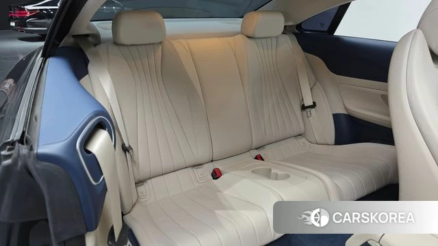 Mercedes-Benz E-Class W213 2023 Серый из Кореи, фото 2