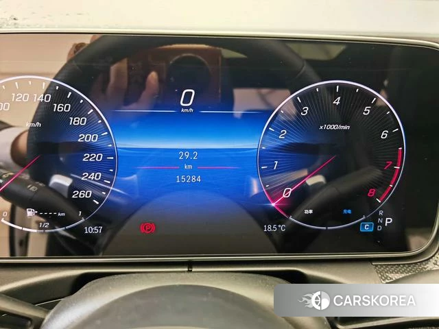 Mercedes-Benz Class C 2024 Белый из Китая, фото 2