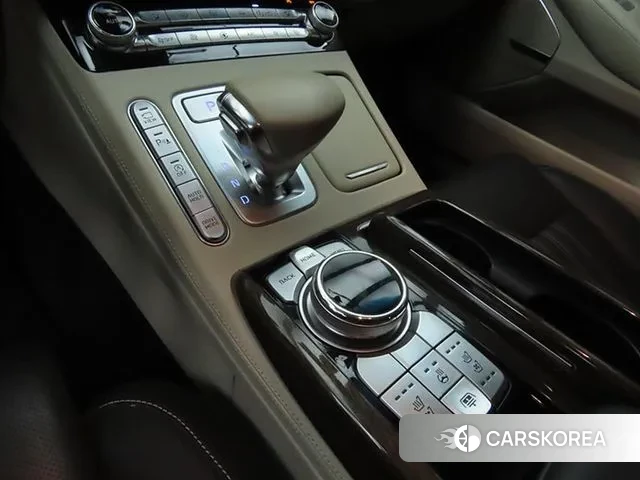 Genesis G90 2019 Черный из Кореи, фото 2