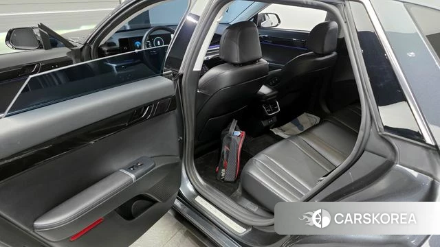 Hyundai Grandeur (GN7) 2023 Серый из Кореи, фото 2