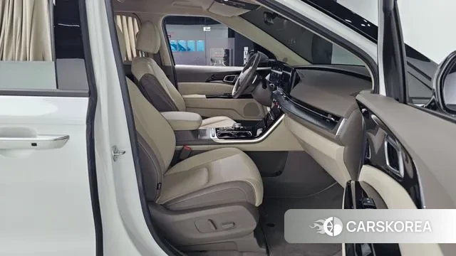 Kia Carnival 4th generation 2023 Белый из Кореи, фото 2