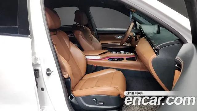 Genesis GV70 2022 Белый из Кореи, фото 2