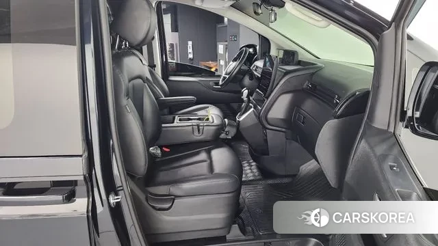 Hyundai Staria 2023 Синий из Кореи, фото 2