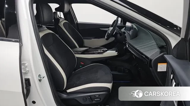 Kia EV6 2022 Белый из Кореи, фото 2