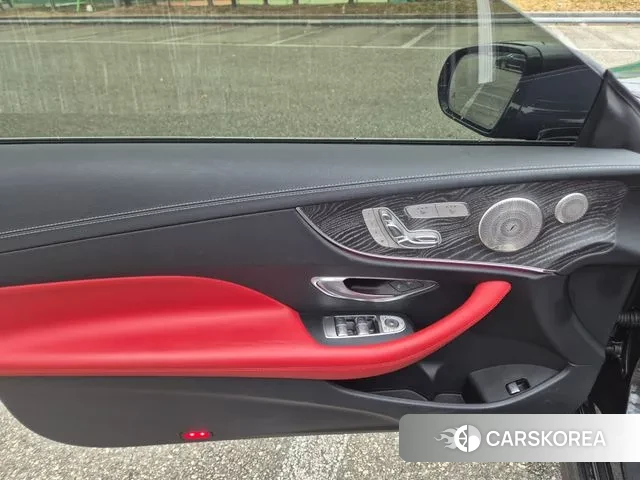 Mercedes-Benz E-Class W213 2021 Серый из Кореи, фото 2