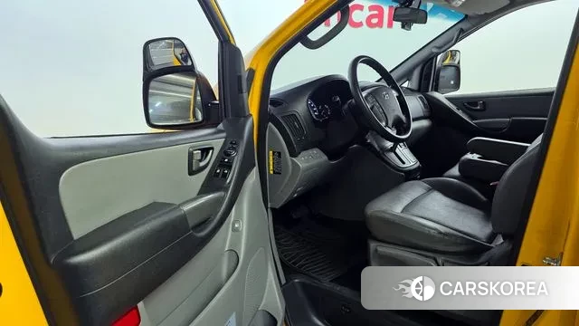 Hyundai The New Grand Starex 2019 Желтый из Кореи, фото 2