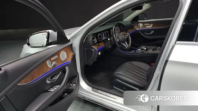 Mercedes-Benz E-Class W213 2020 Серебряный из Кореи, фото 2