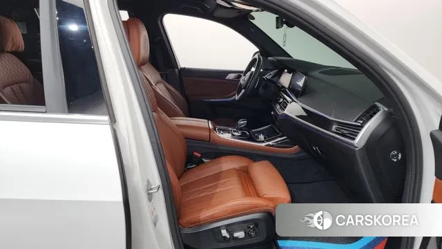 BMW X7 (G07) 2020 Белый из Кореи, фото 2