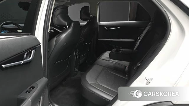 Kia Di Ol Nu Niro 2024 Белый из Кореи, фото 2