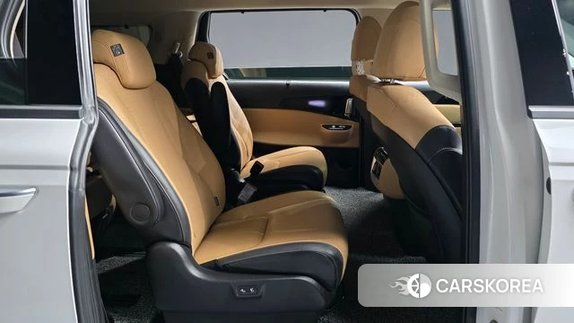 Kia Carnival 4th generation 2023 Белый из Кореи, фото 2