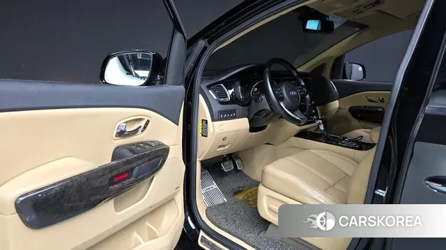 Kia The New Carnival 2019 Черный из Кореи, фото 2