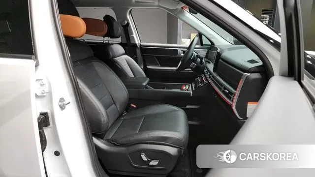 Hyundai Santa Fe (MX5) 2023 Белый из Кореи, фото 2