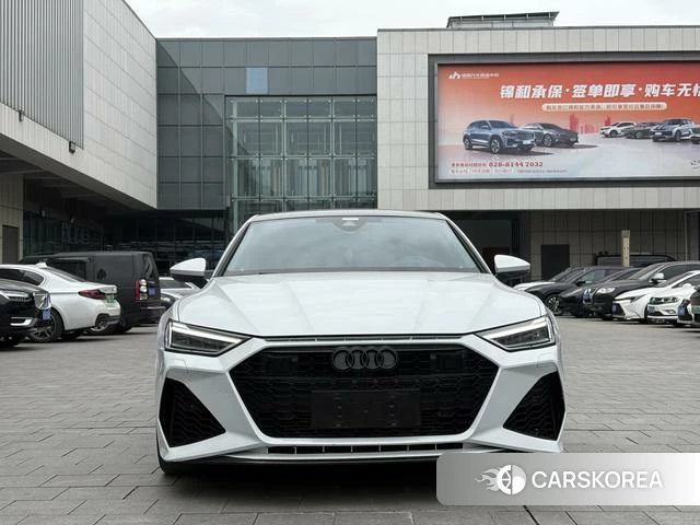 Audi A7 2023 Белый из Китая, фото 2