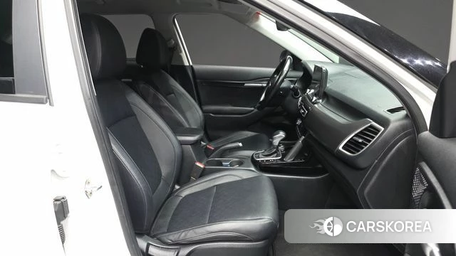Kia Seltos 2021 Белый из Кореи, фото 2