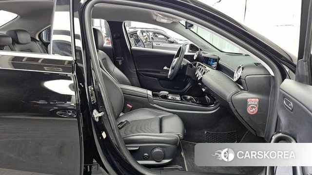 Mercedes-Benz A-Class W177 2020 Черный из Кореи, фото 2