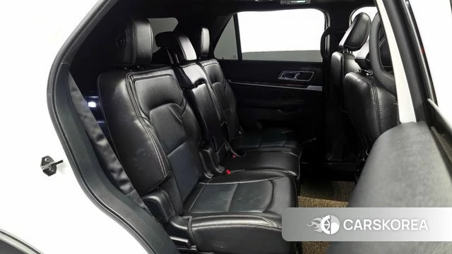 Ford Explorer 2018 Белый из Кореи, фото 2