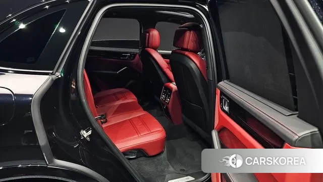 Porsche Cayenne (PO536) 2021 Черный из Кореи, фото 2