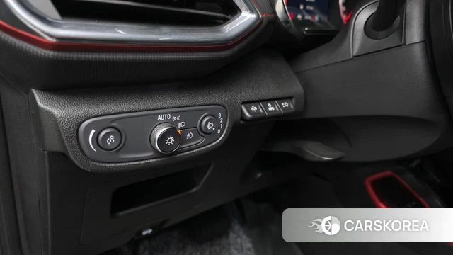 Chevrolet (GM Daewoo) Trailblazer 2022 Черный из Кореи, фото 2
