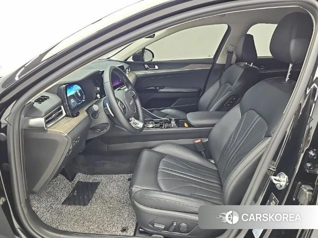 Kia K5 3rd generation 2023 Черный из Кореи, фото 2