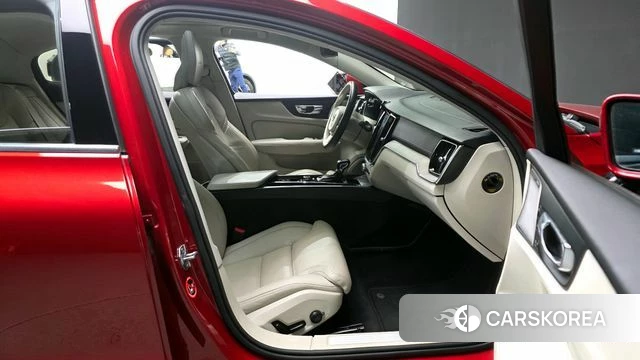 Volvo S60 3rd generation 2020 Красный из Кореи, фото 2