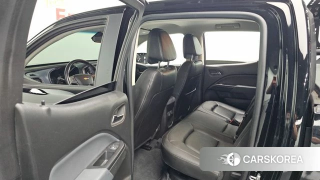 Chevrolet (GM Daewoo) Real New Colorado 2022 Черный из Кореи, фото 2