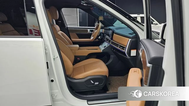 Hyundai Santa Fe (MX5) 2024 Белый из Кореи, фото 2