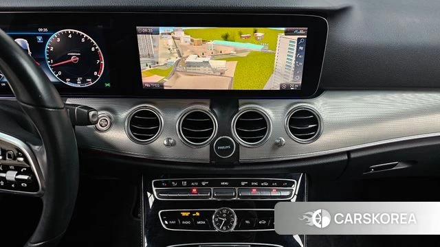 Mercedes-Benz E-Class W213 2020 Серый из Кореи, фото 2