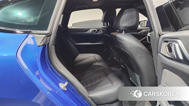 BMW i4 2023 Синий из Кореи, фото 2