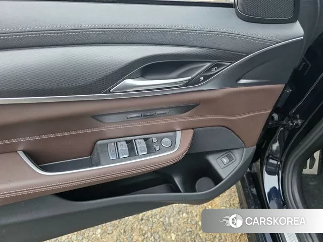 BMW 6 Series GT (G32) 2023 Черный из Кореи, фото 2