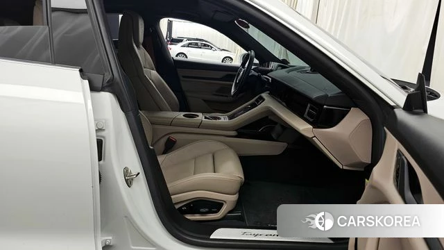 Porsche Taycan 2021 Белый из Кореи, фото 2