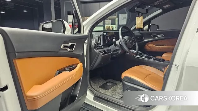 Kia Sportage 5th Generation 2024 Белый из Кореи, фото 2