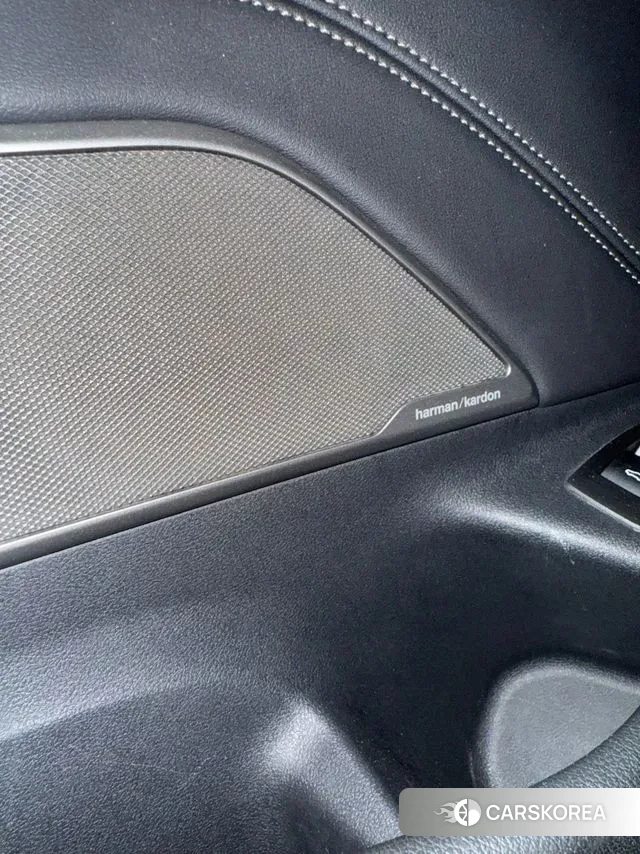 BMW 5 Series (G30) 2021 Черный из Кореи, фото 2