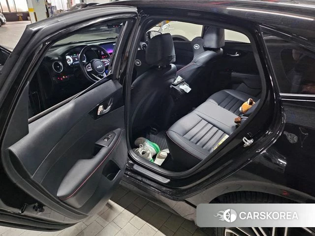 Kia The New K3 2nd generation 2024 Черный из Кореи, фото 2