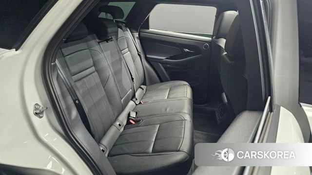 Land Rover Range Rover Evoque 2nd Generation 2025 Белый из Кореи, фото 2