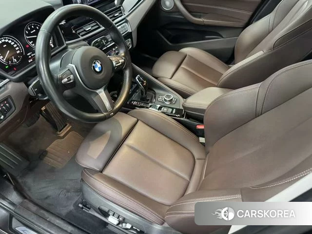 BMW X1 2022 Темно-серый из Китая, фото 2