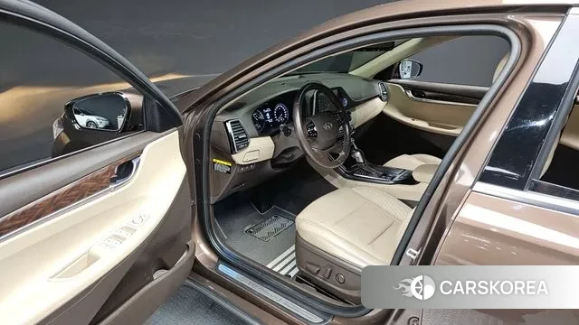 Hyundai Grandeur IG Hybrid 2018 Коричневый из Кореи, фото 2