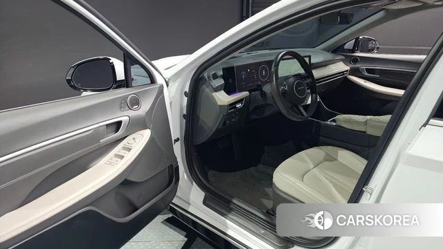 Hyundai Sonata D Edge (DN8) 2023 Белый из Кореи, фото 2