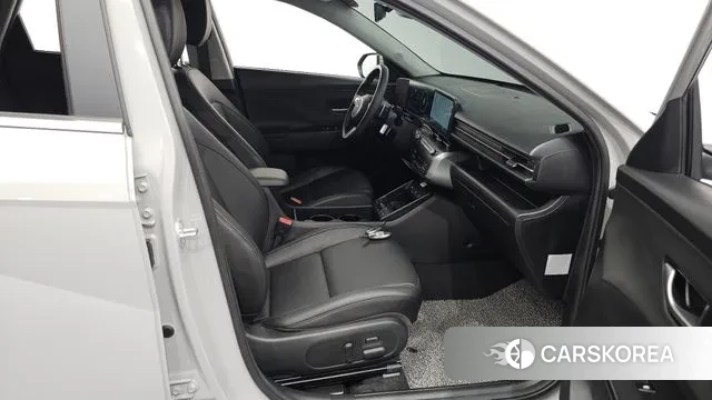 Hyundai Kona (SX2) 2023 Серый из Кореи, фото 2