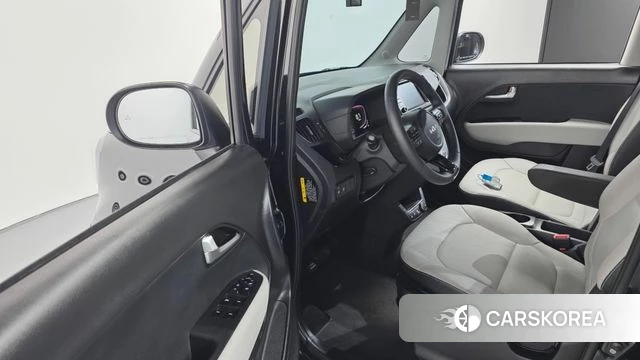 Kia The New Kia Ray 2023 Черный из Кореи, фото 2
