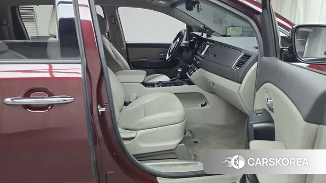 Kia All New Carnival 2018 Красный из Кореи, фото 2