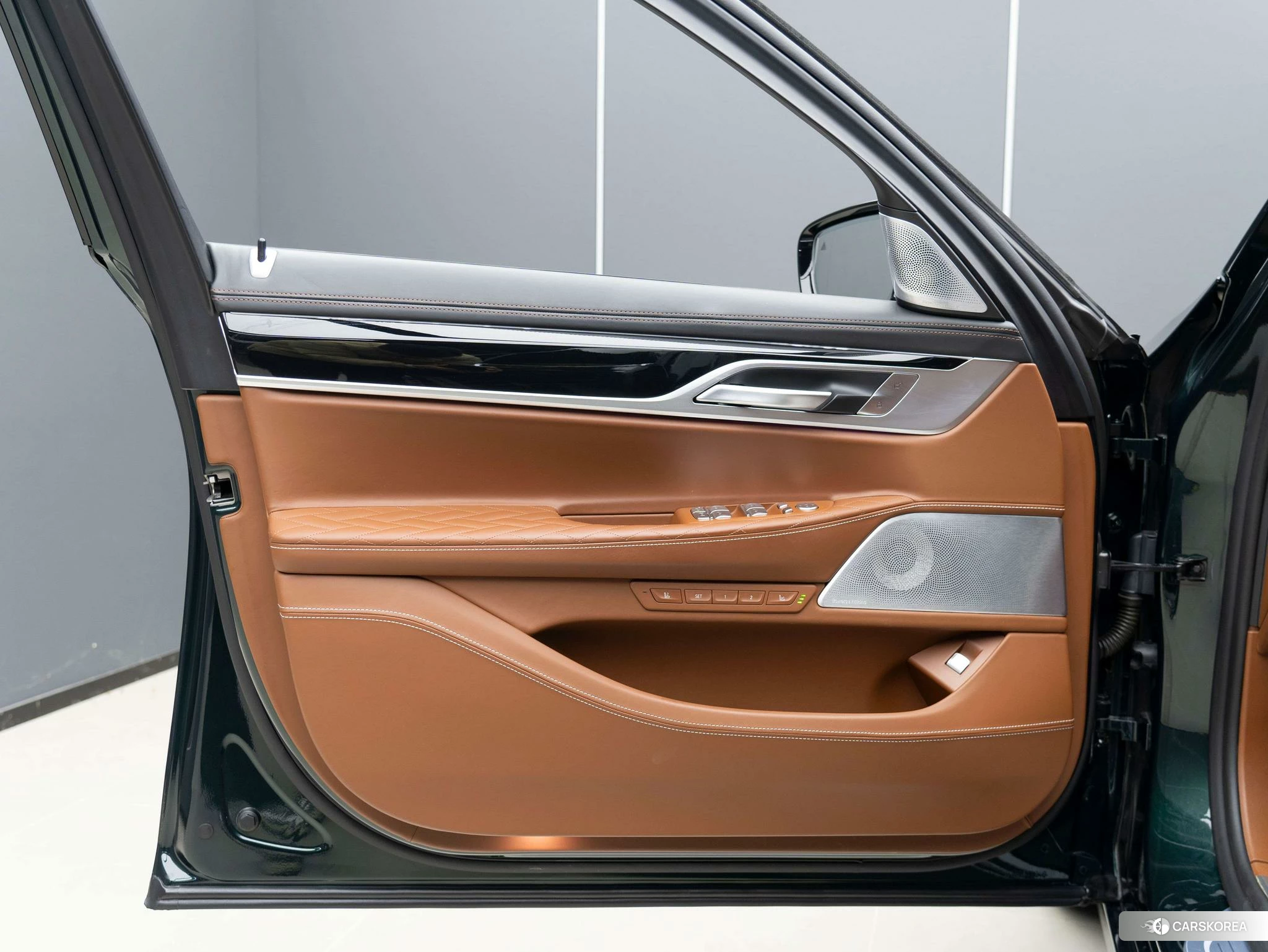 BMW 7 series 2020 Черный из Китая, фото 2
