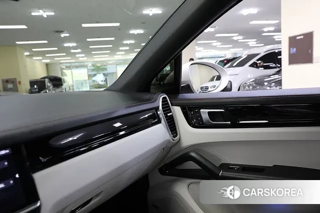 Porsche Cayenne (PO536) 2020 Белый из Кореи, фото 2