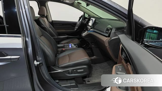 Honda Odyssey 2025 Серый из Кореи, фото 2