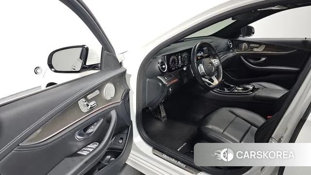 Mercedes-Benz E-Class W213 2020 Белый из Кореи, фото 2