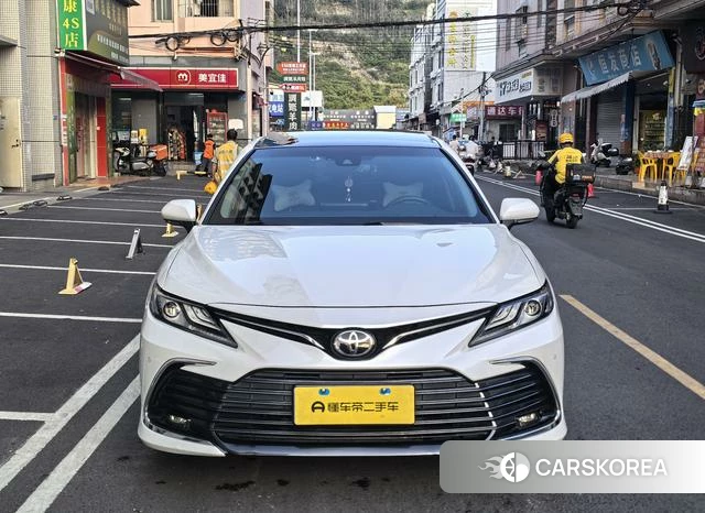 Toyota Camry 2023 Белый из Китая, фото 2
